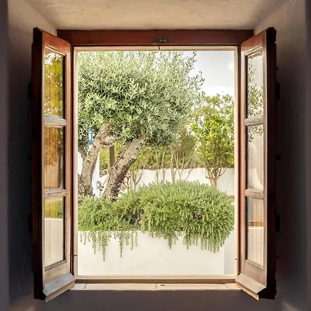 בית נופש True Local Village *