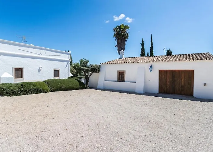 True Local Village Casa vacanze *